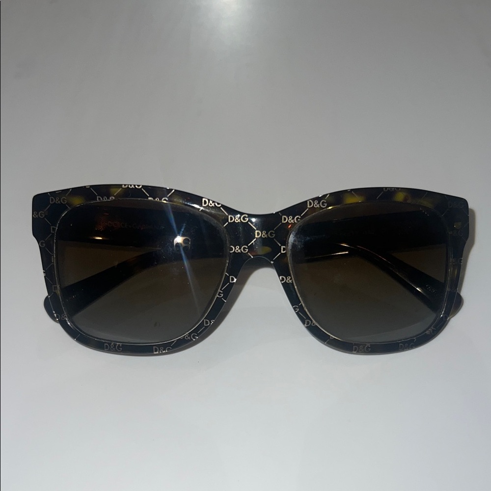 D&G Women's Brown Patterned Sunglasses